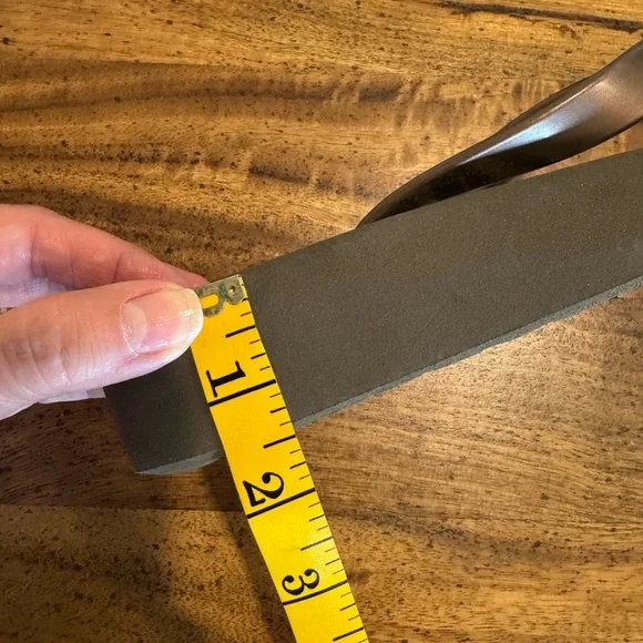 Brighton Wedge Flip Flop Sandals - Size 9 - Picture 10 of 12